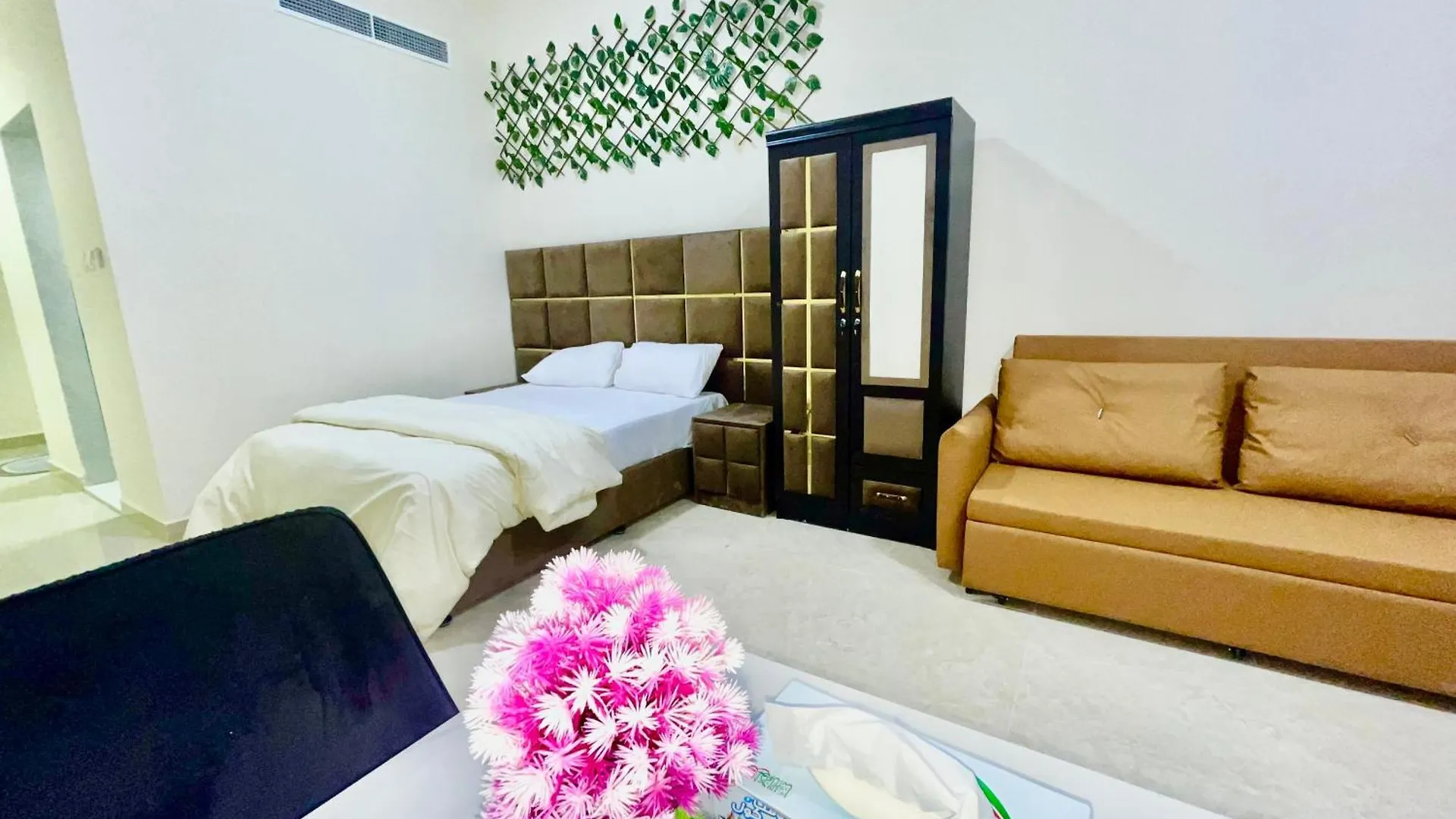 Executive Studio In Al Karama Dubai Lägenhet